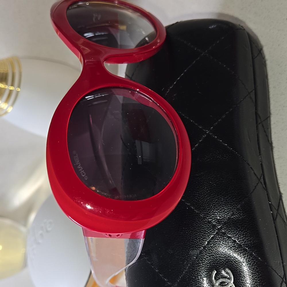 Chanel 5265 Red Sunglasses with Case